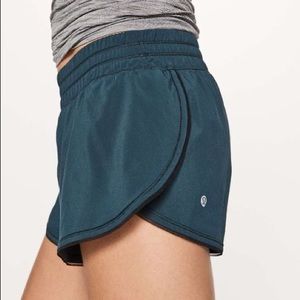 Lululemon Seek the Heat Shorts in Teal